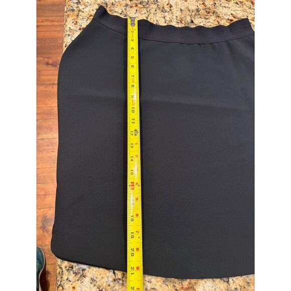 Kate Spade Skirt The Rules Black A-Line Skirt Elastic Waist Side Zip Size 12 - Picture 3 of 7